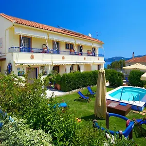Apartment Kalypso &, Karavomylos